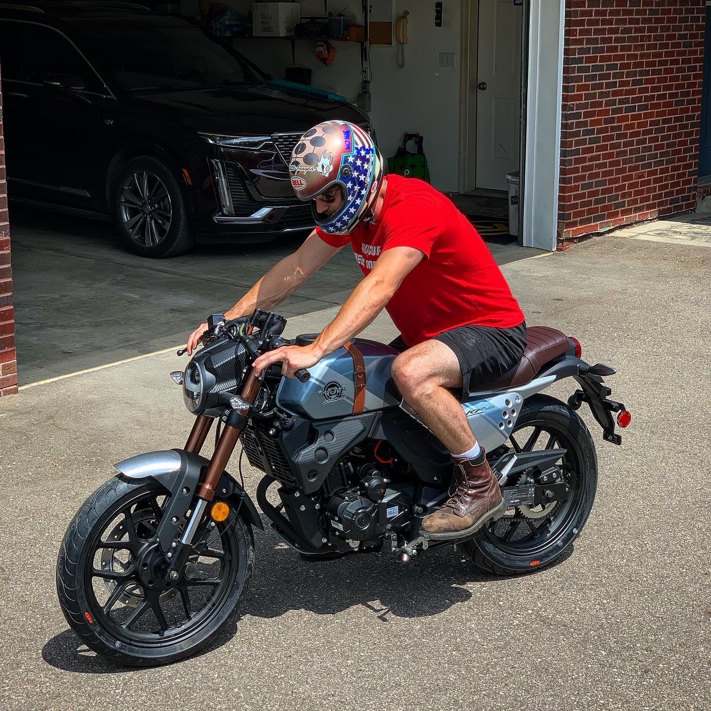 BELMONTE BIKES Lifan KPM 200 Blue Adult Motorcycle Cafe Racer 200cc Gas Street Motorcycle Electric Fuel Injection 17HP 6 Speed Made by Lifan