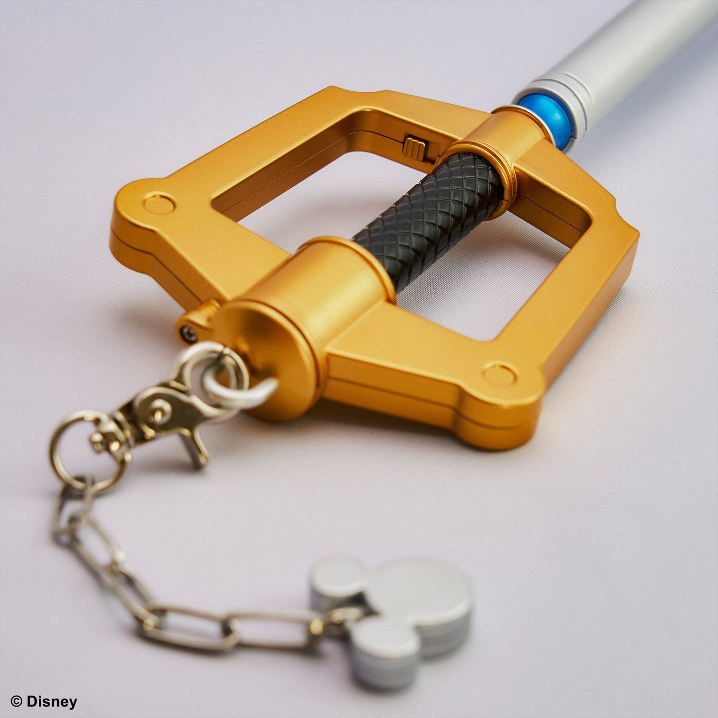 Square Enix Kingdom Hearts: Light-Up Kingdom Key Keyblade 14 Inch