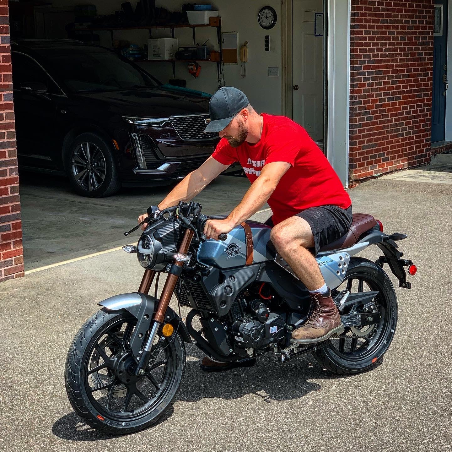 BELMONTE BIKES Lifan KPM 200 Blue Adult Motorcycle Cafe Racer 200cc Gas Street Motorcycle Electric Fuel Injection 17HP 6 Speed Made by Lifan